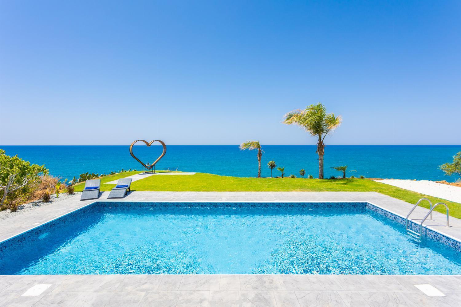 Villa Beach Heaven Pomos Eksteriør billede