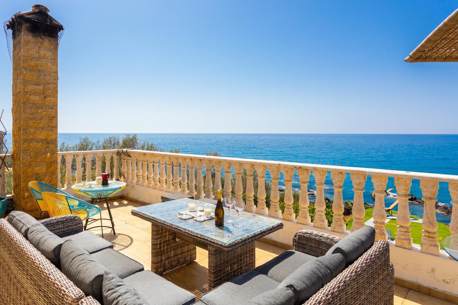 Villa Beach Heaven Pomos Eksteriør billede